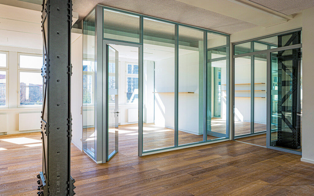 Office Space Glass Walls Think Tank