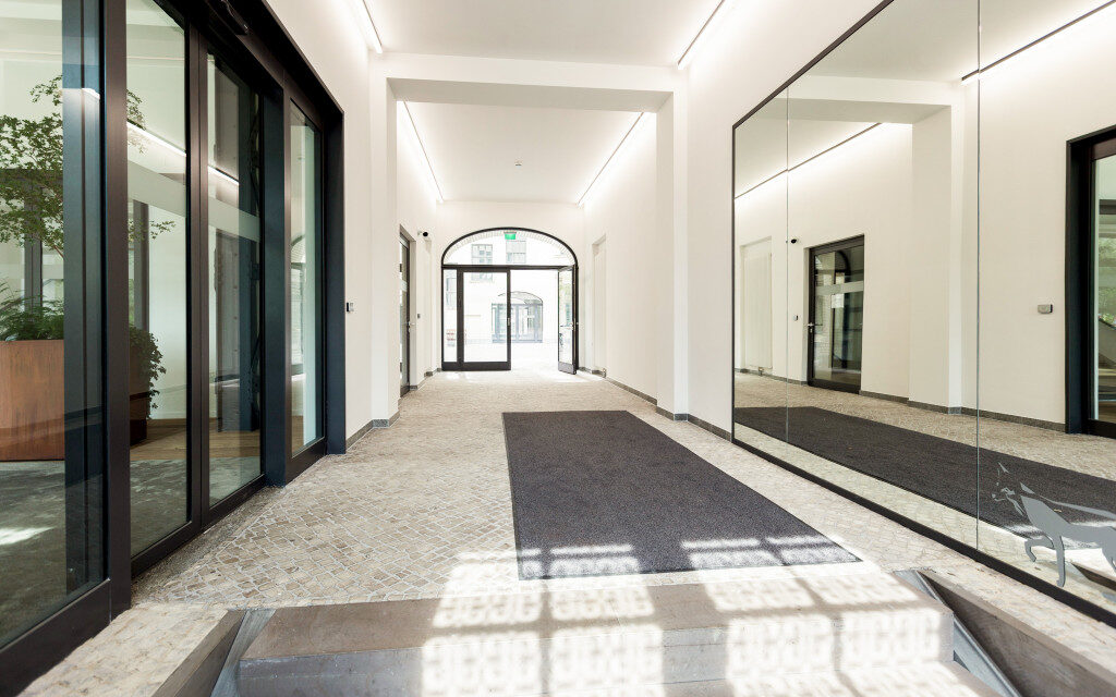 Spacious entrance area office building