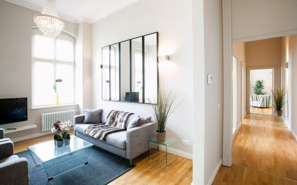 Altbau Wohnzimmer hohe Decken